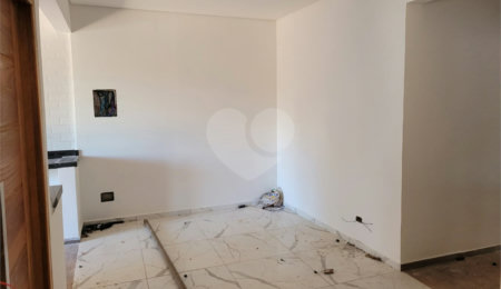 Casa à venda com 3 quartos, sendo 1 suíte,  no condomínio Vale dos Gansos, Mairiporã - SP