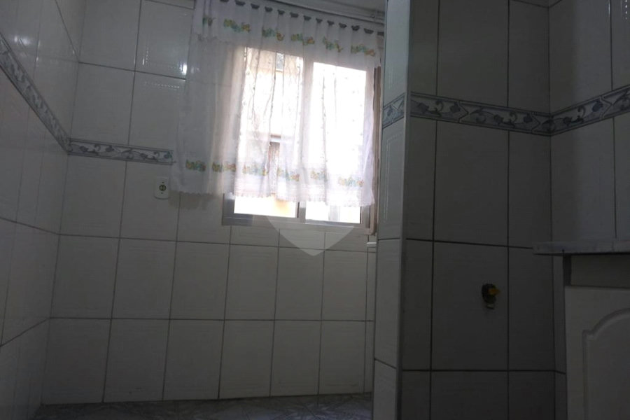 Apartamento à venda com 2 quartos em Cidade Tiradentes, São Paulo, SP