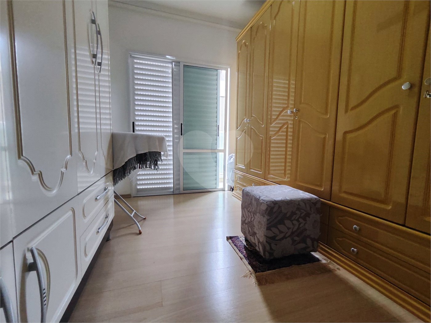 Apartamento à venda com 3 suítes em Jardim Faculdade, Sorocaba, SP