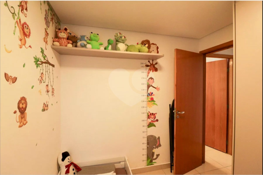 Casa à venda com 3 quartos, sendo 1 suíte, no condomínio Smile View, São Paulo - SP