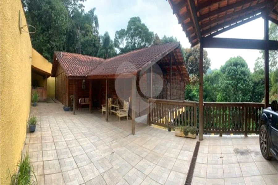 Casa à venda com 4 quartos no condomínio Sausalito, Mairiporã - SP