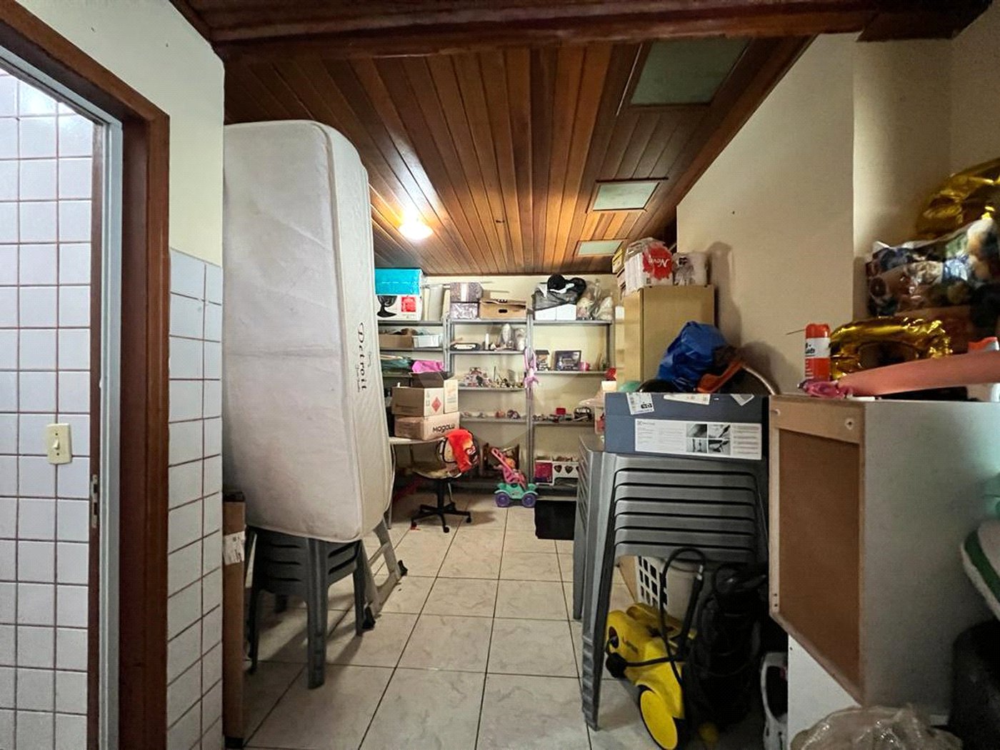 Casa à venda com 3 quartos, sendo 1 suíte,  no condomínio Ibiti do Paço, Sorocaba - SP