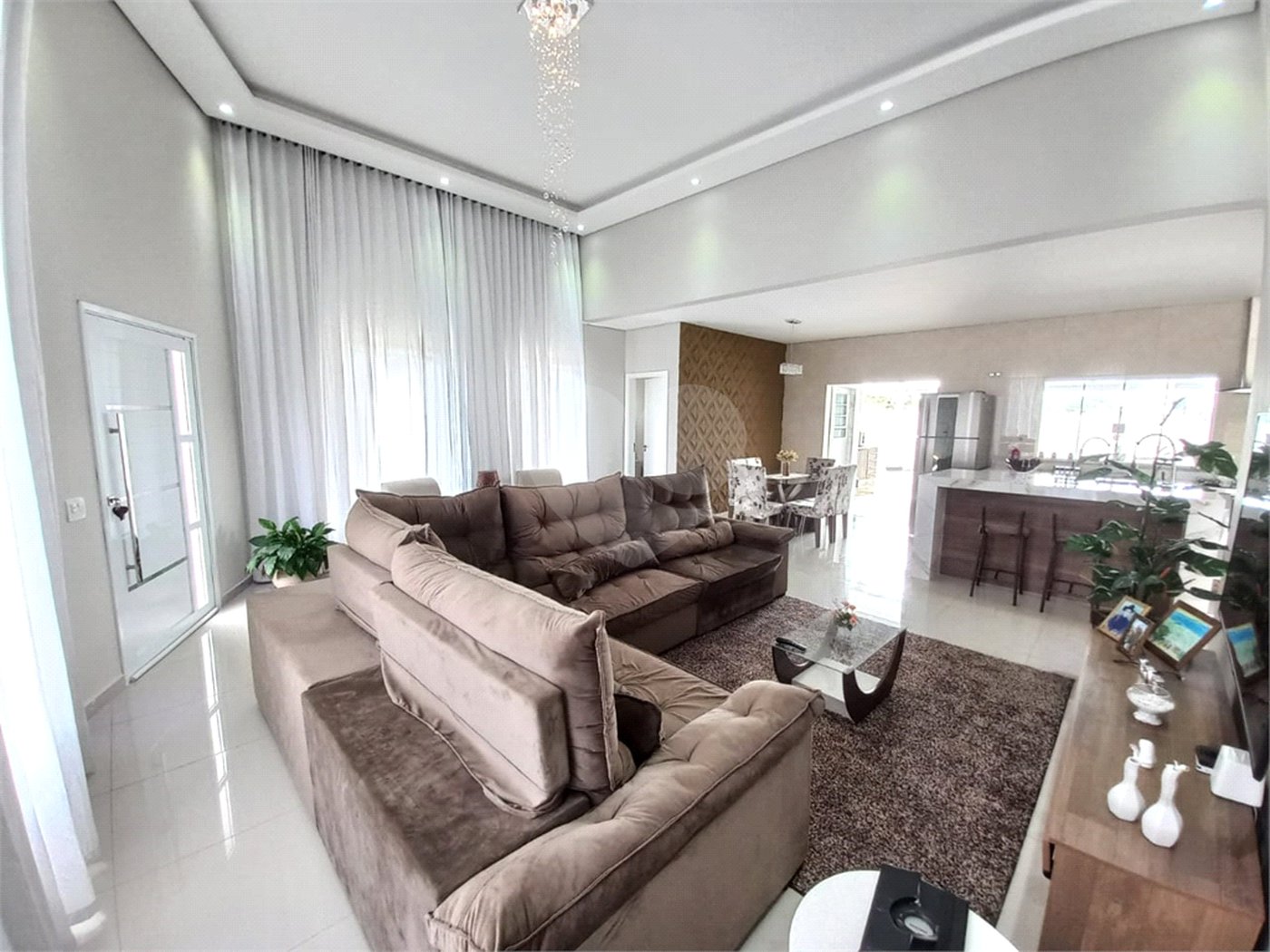 Casa à venda com 3 quartos, sendo 1 suíte,  no condomínio Villagio Milano, Sorocaba - SP