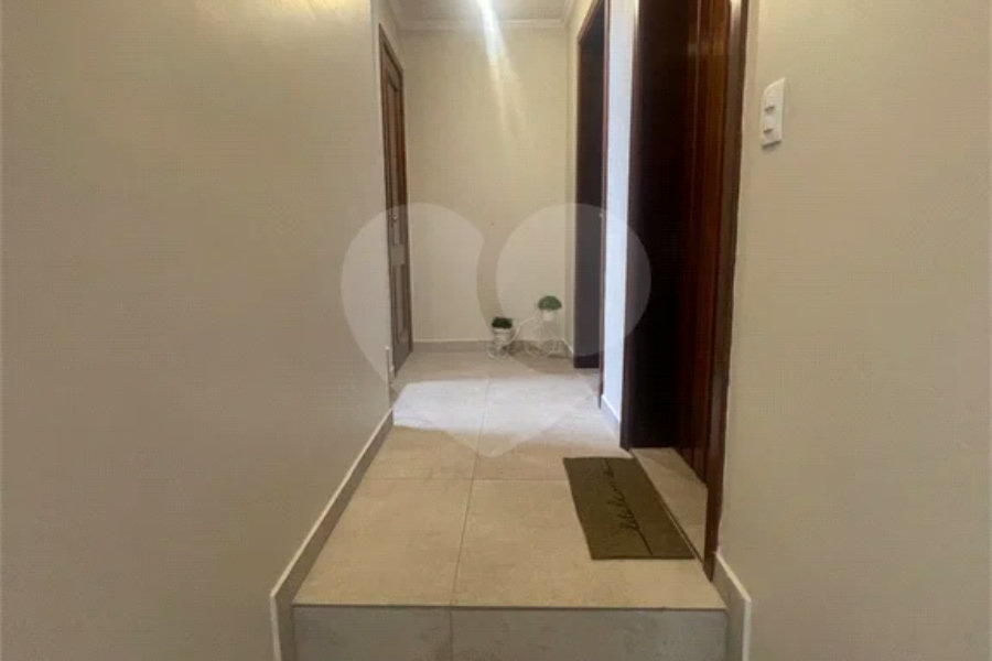 Sobrado à venda com 4 quartos, sendo 2 suítes, em Jardim França, São Paulo, SP