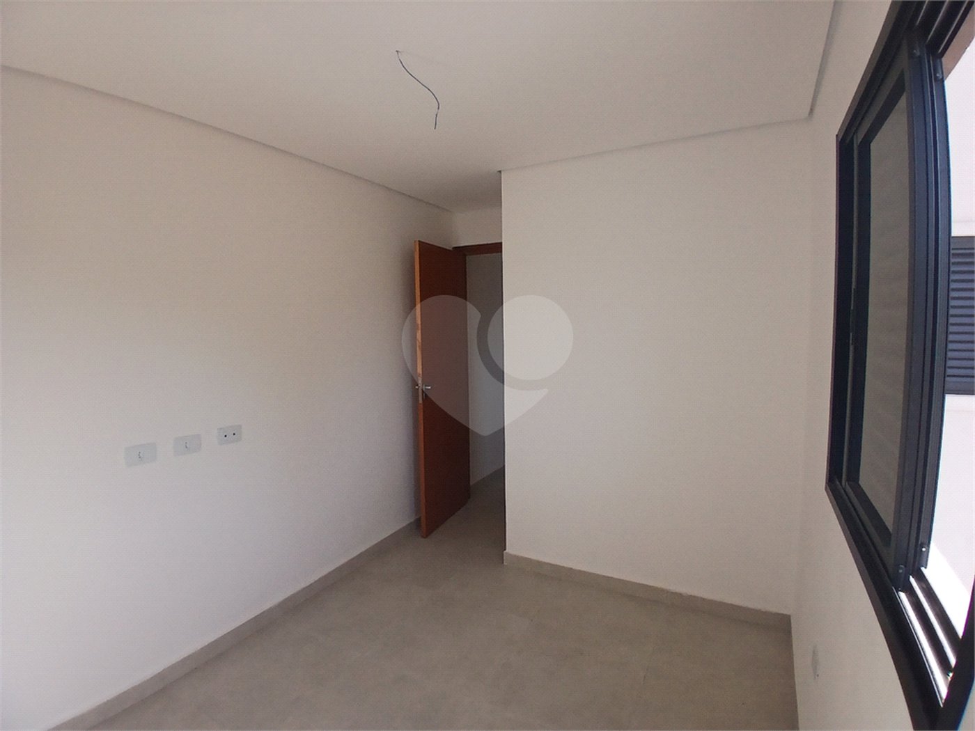 Casa à venda com 2 quartos no condomínio Sintra, São Paulo - SP