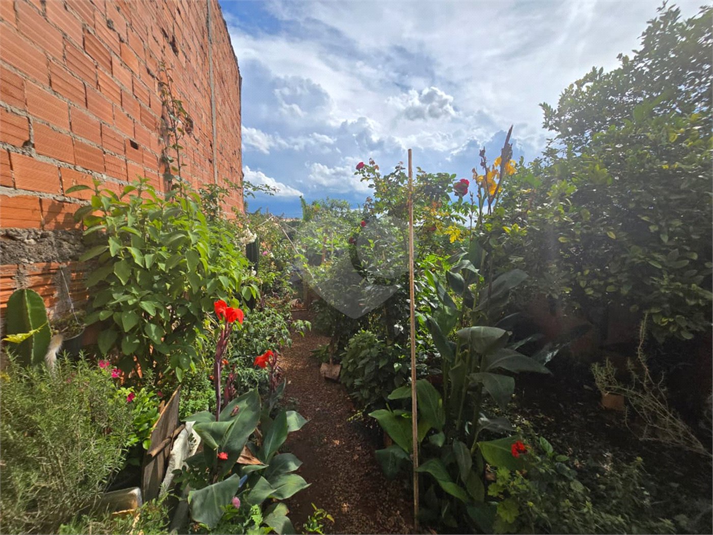 Casa à venda com 1 quarto em Vila Célia, Itapetininga, SP