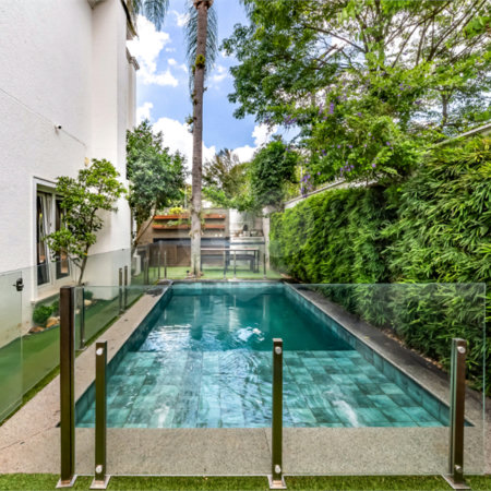 Casa à venda com 4 suítes no condomínio New Port Village, São Paulo - SP