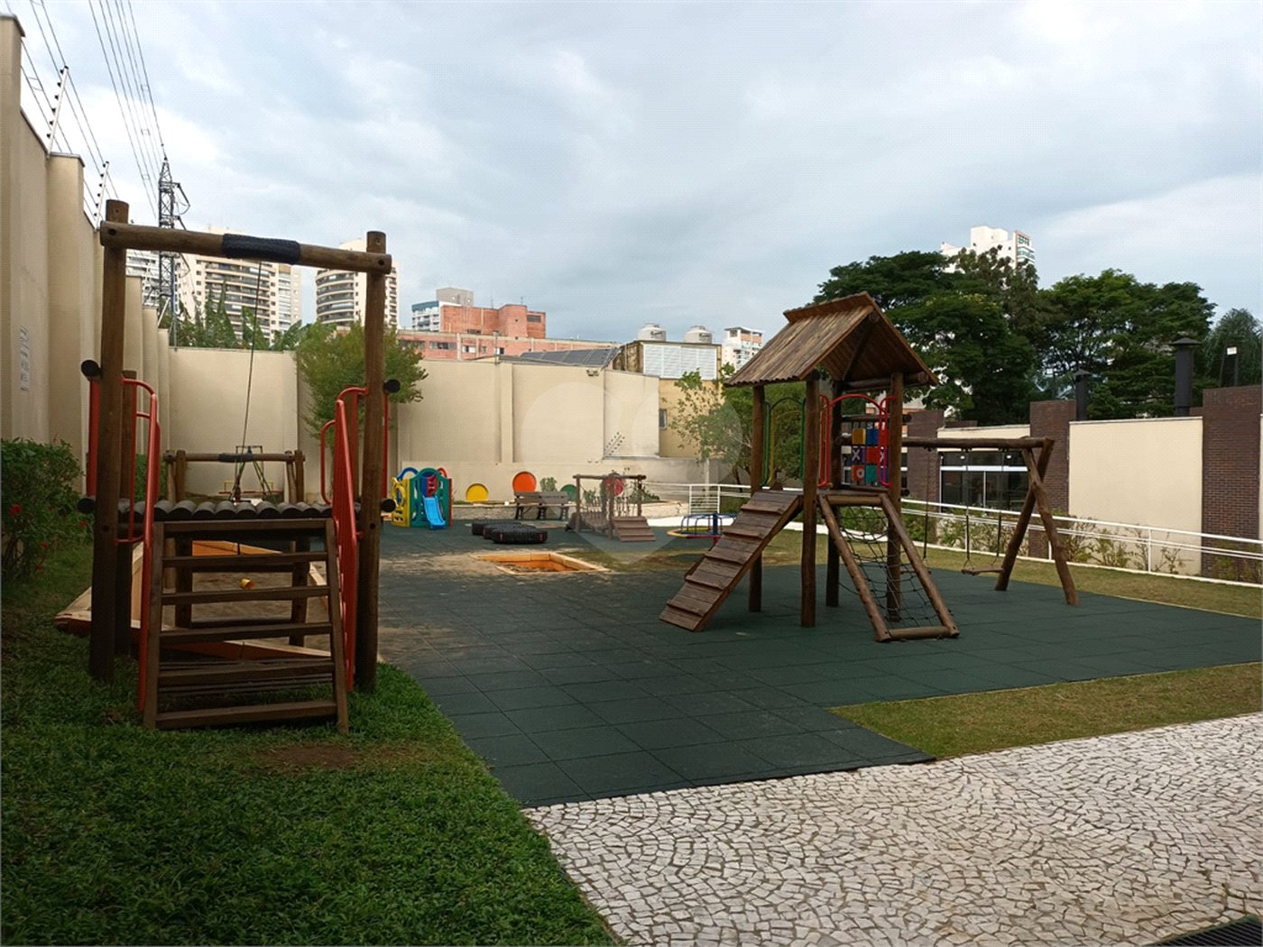 Apartamento à venda com 2 quartos, sendo 1 suíte, em Vila Leopoldina, São Paulo, SP