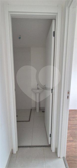 Apartamento à venda com 2 quartos em Parque Industrial Tomas Edson, São Paulo, SP