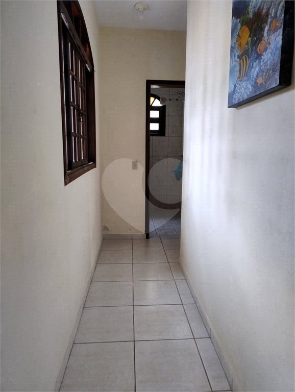 Sobrado à venda com 6 quartos, sendo 2 suítes, em Balneário Stella Maris, Peruíbe, SP