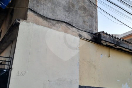 Sobrado à venda com 3 quartos em Vila Basileia, São Paulo, SP