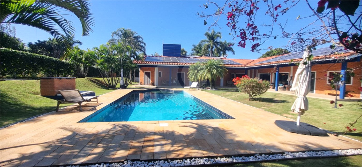 Casa à venda com 4 suítes no condomínio Residencial Vale das Laranjeiras, Indaiatuba - SP