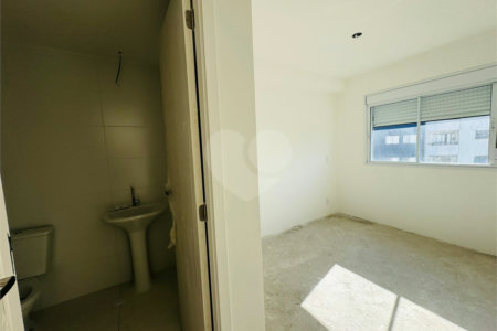 Apartamento à venda com 2 quartos, sendo 1 suíte, em Vila Rosália, Guarulhos, SP
