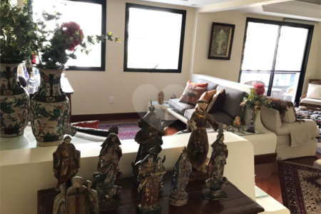 Apartamento à venda com 4 quartos, sendo 3 suítes, em Indianópolis, São Paulo, SP
