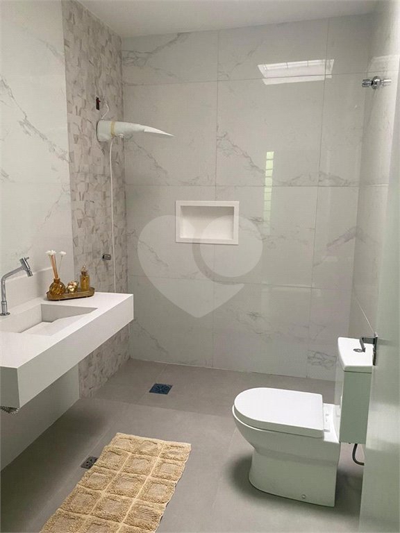 Casa à venda com 3 quartos, sendo 1 suíte,  em Vila Oliveira, Mogi das Cruzes, SP