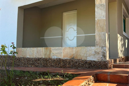 Casa para alugar com 6 quartos, sendo 3 suítes, no Centro, São Manuel, SP