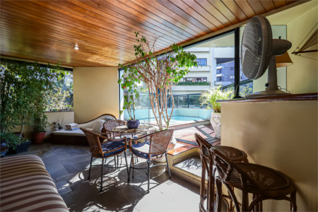 Apartamento à venda ou para alugar com 4 suítes em Jardim Vitória Régia, São Paulo, SP