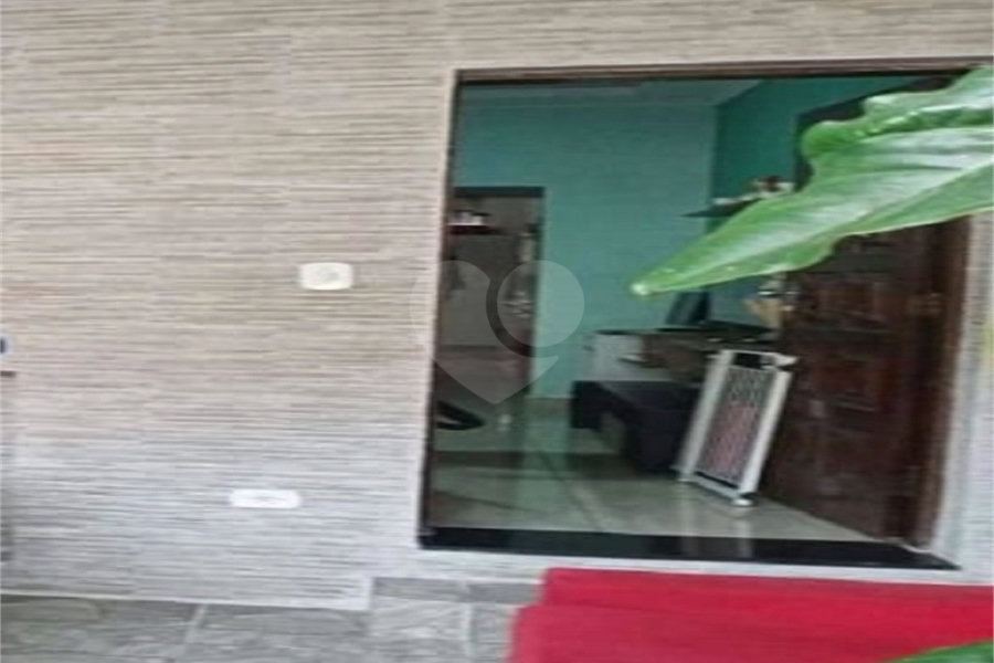 Sobrado à venda com 3 quartos, sendo 2 suítes, em Parada Inglesa, São Paulo, SP