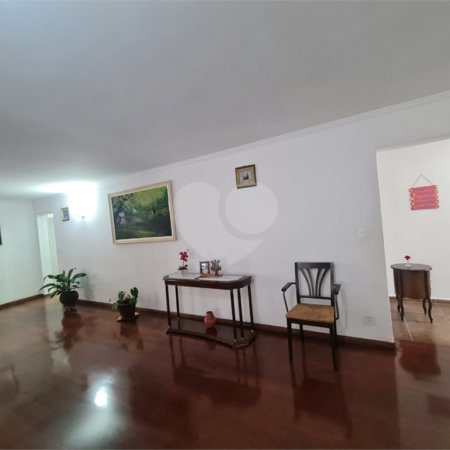 Casa Térrea à venda com 4 quartos, sendo 1 suíte, em Interlagos, São Paulo, SP