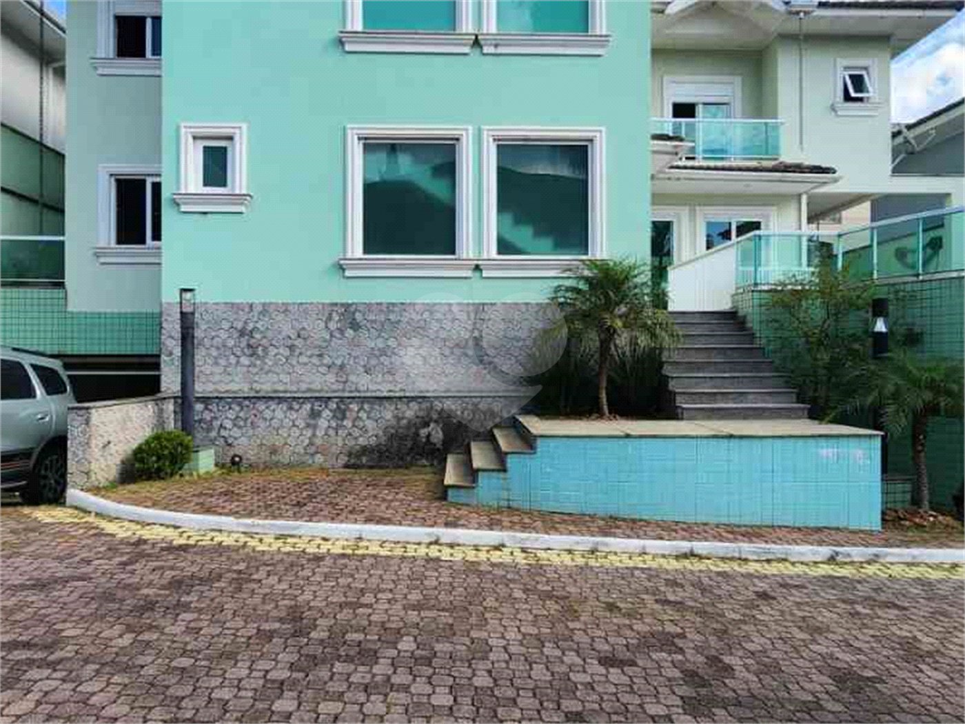 Casa à venda com 3 suítes no condomínio Quinta de Santo Antônio, São Paulo - SP