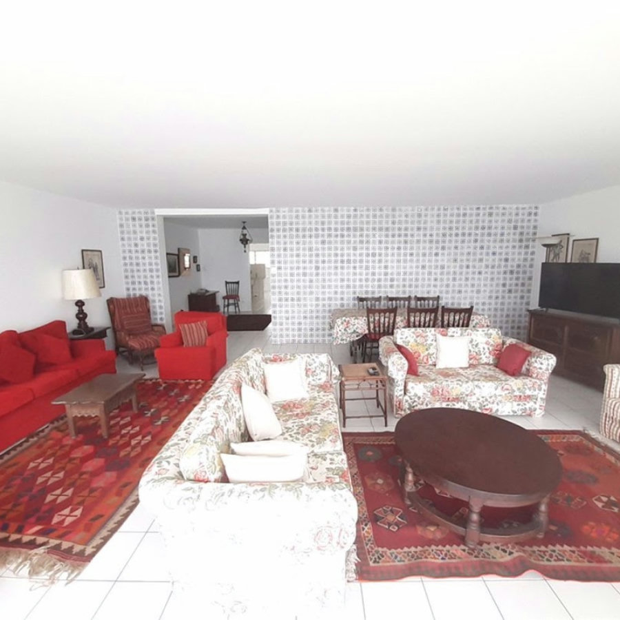 Apartamento Residencial à venda, Pitangueiras, Guarujá - AP0163.