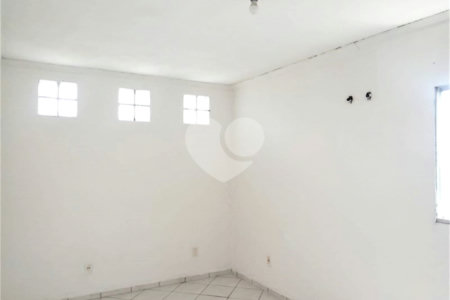 Sobrado à venda com 7 quartos, sendo 1 suíte, em Vila Maria Baixa, São Paulo, SP