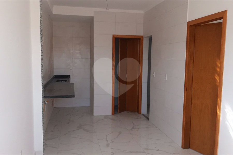 Casa à venda com 2 quartos no condomínio Residencial Luta, São Paulo - SP