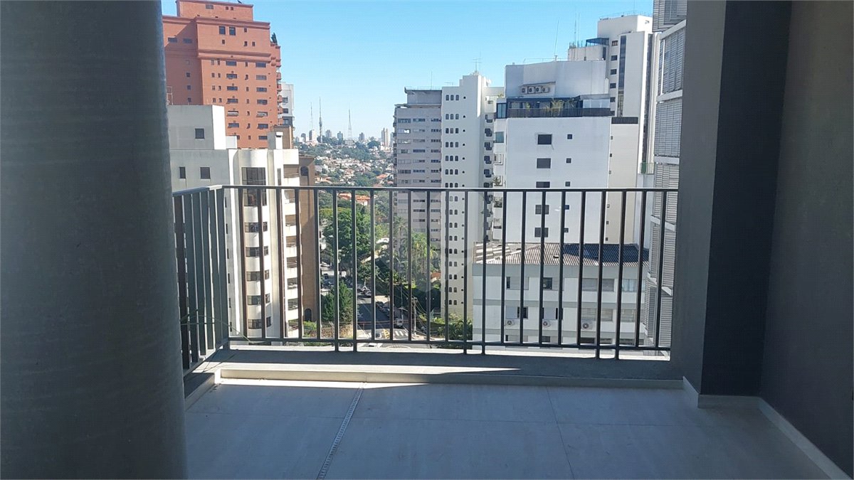 Apartamento à venda com 3 suítes em Consolação, São Paulo, SP
