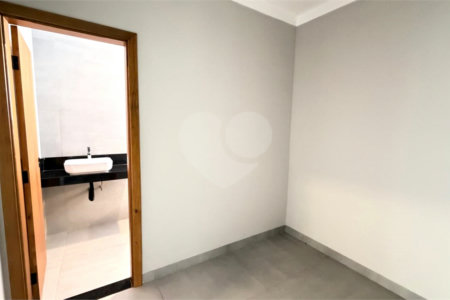 Casa à venda com 3 quartos, sendo 1 suíte, em Ipê, Três Lagoas, MS