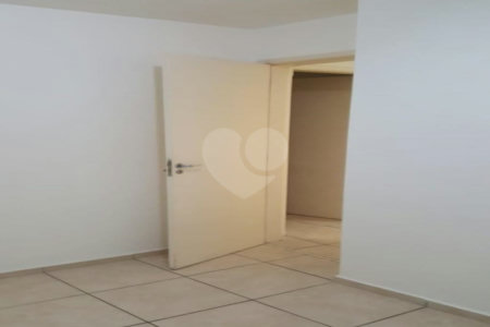 Apartamento à venda com 3 quartos em Cidade dos Bandeirantes, São Paulo, SP