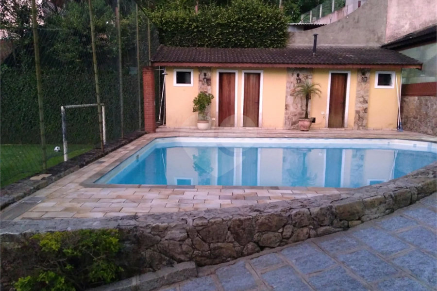 Chácara à venda com 4 suítes em Jundiaizinho (terra Preta), Mairiporã, SP