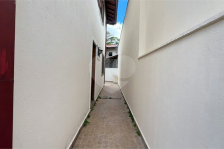 Casa à venda com 3 quartos, sendo 1 suíte, em Jardim Morro Verde, São Paulo, SP