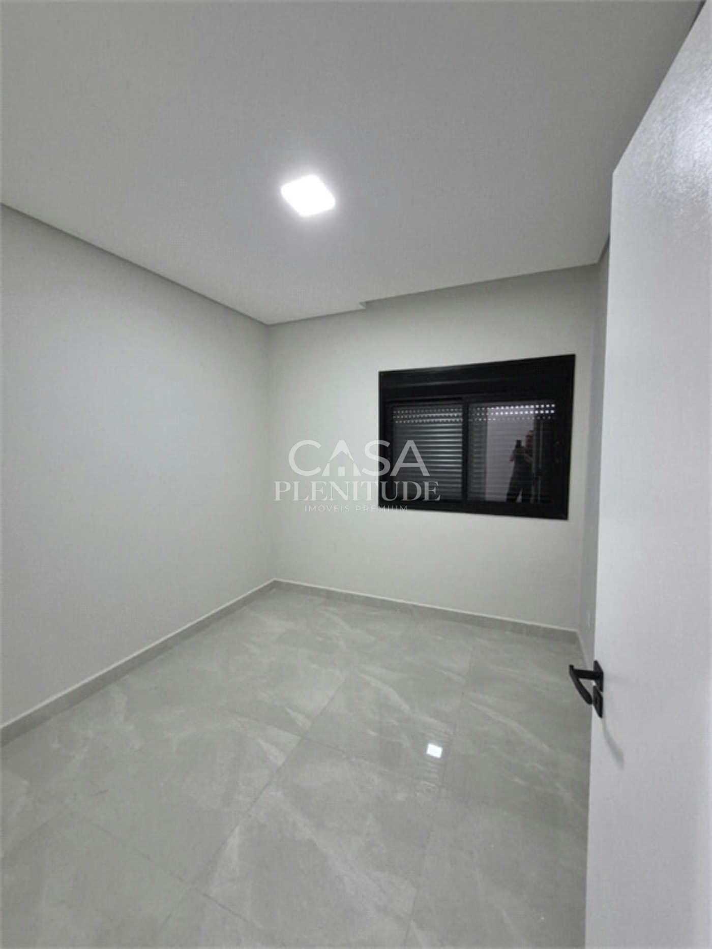Casa em condomínio à venda com 3 quartos, sendo 2 suítes,  em Jardim Villagio Milano, Sorocaba, SP