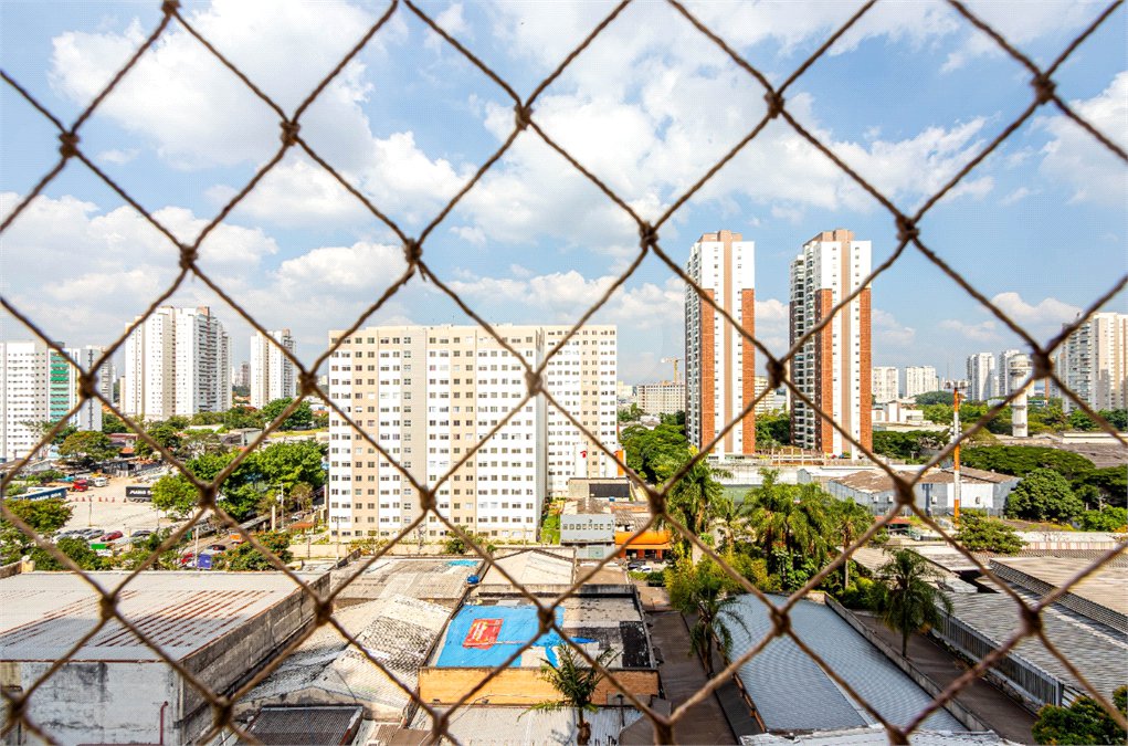 Apartamento à venda com 3 quartos, sendo 1 suíte,  em Vila Cruzeiro, São Paulo, SP
