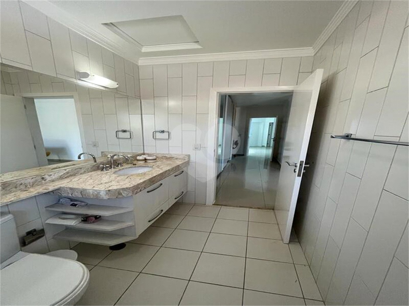 Sobrado à venda com 3 quartos, sendo 1 suíte, no Centro, Indaiatuba, SP
