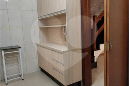 Casa à venda com 3 quartos, sendo 1 suíte,  no condomínio Jardim Europa, Mogi das Cruzes - SP
