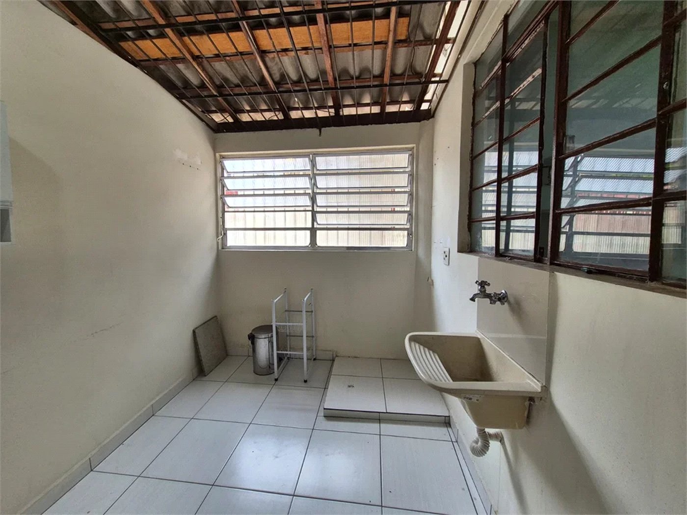 Casa à venda com 2 quartos em Jardim Pinheiros, São Paulo, SP