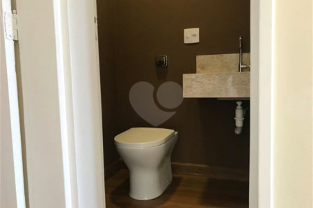Apartamento à venda ou para alugar com 3 quartos, sendo 1 suíte, em Itaim Bibi, São Paulo, SP