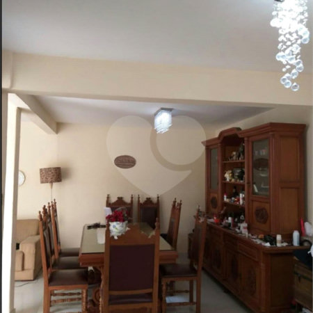 Casa à venda com 3 suítes em Vila Emir, São Paulo, SP