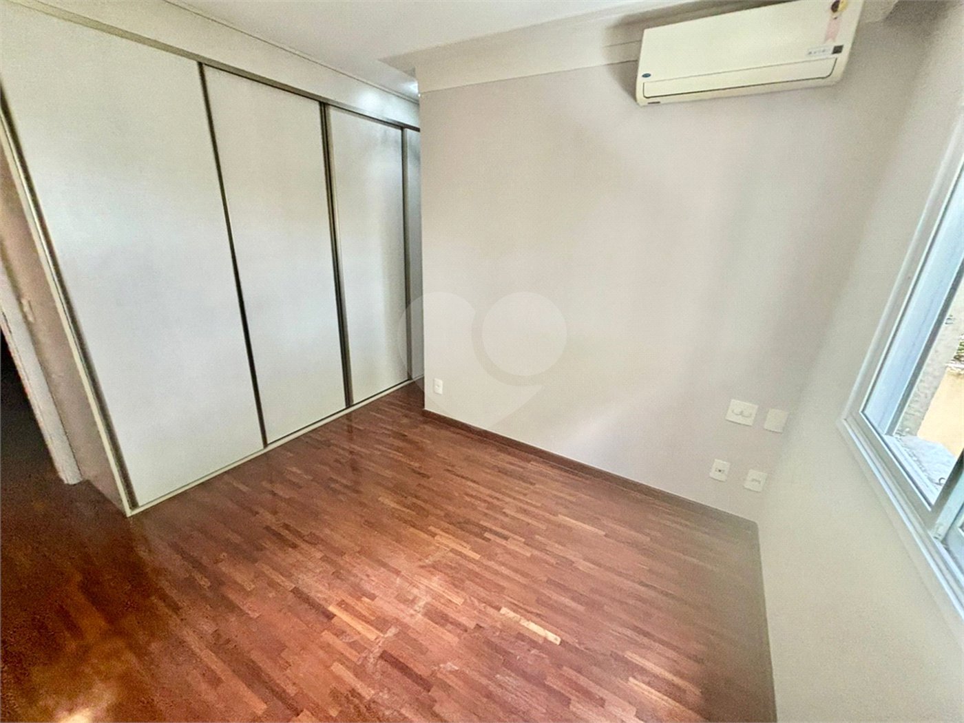 Apartamento à venda com 3 quartos, sendo 2 suítes, em Vila Irmãos Arnoni, São Paulo, SP