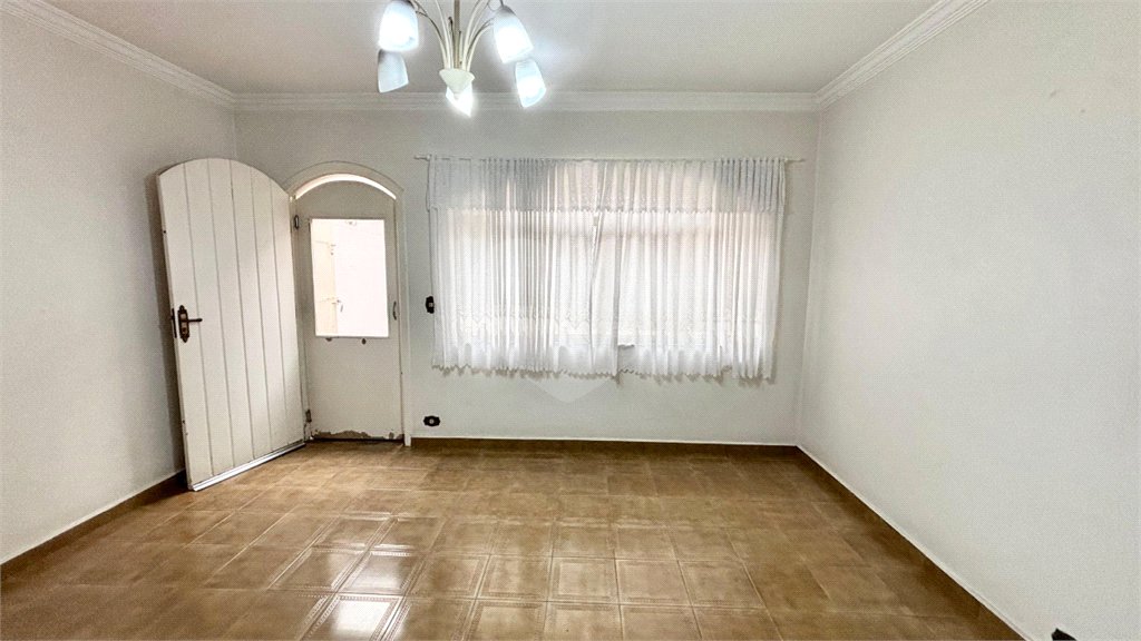 Casa à venda com 5 quartos, sendo 2 suítes, em Vila Formosa, São Paulo, SP