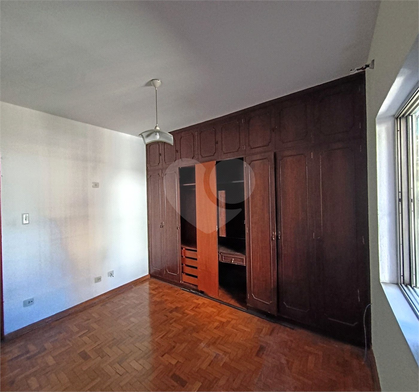Sobrado à venda com 3 quartos em Chora Menino, São Paulo, SP
