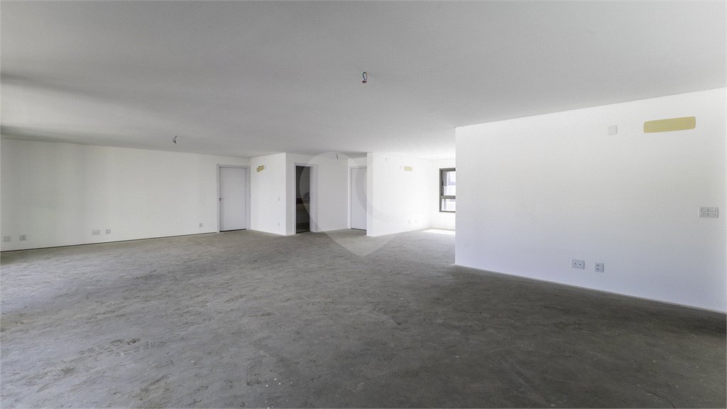 Apartamento à venda com 4 quartos, sendo 3 suítes, em Perdizes, São Paulo, SP