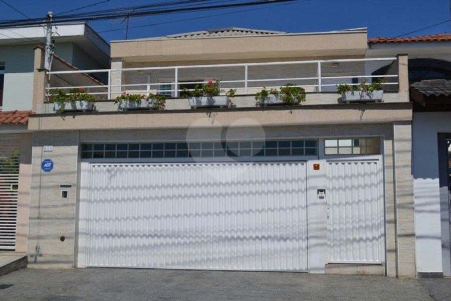 Sobrado à venda com 3 quartos, sendo 1 suíte, em Tremembé, São Paulo, SP