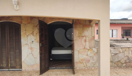 Casa à venda com 2 quartos, sendo 1 suíte,  em Jardim Universo, Mogi das Cruzes, SP