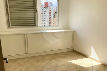 Apartamento à venda com 2 quartos em Vila Mariana, São Paulo, SP