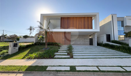 Casa à venda com 4 suítes no condomínio Villa Borghese, Indaiatuba - SP