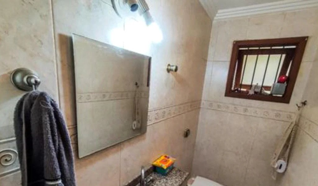 Casa à venda com 3 quartos, sendo 1 suíte,  em Vila Morse, São Paulo, SP