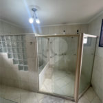 Casa à venda com 5 quartos, sendo 3 suítes, no condomínio Recanto das Palmeiras, Rio de Janeiro - RJ