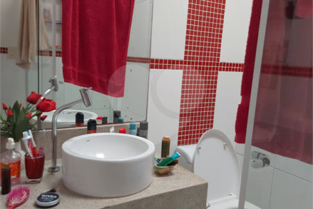 Sobrado à venda com 4 quartos, sendo 3 suítes, em Residencial Novo Horizonte I, Mogi das Cruzes, SP